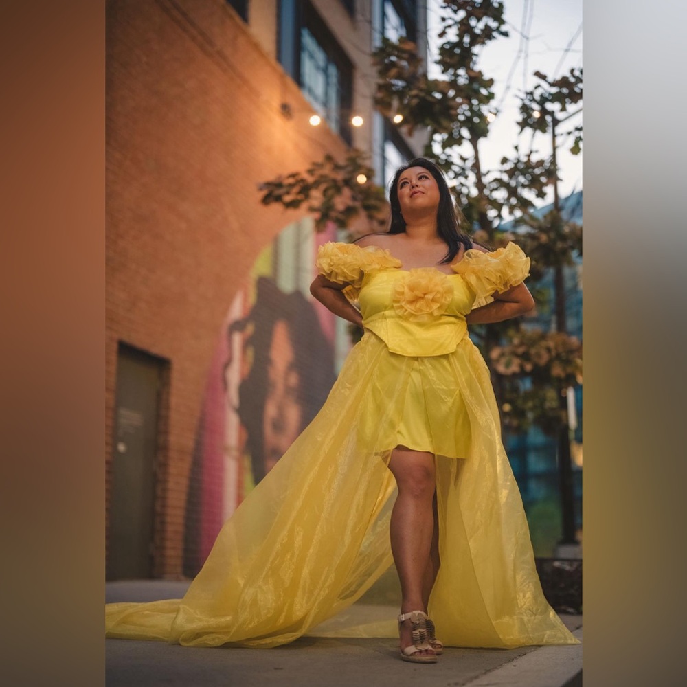 YELLOW CHIFFON TWO PIECE FLORAL 3D FLOWER LONG TRAIN FLOWY PHOTOSHOOT DRESS
